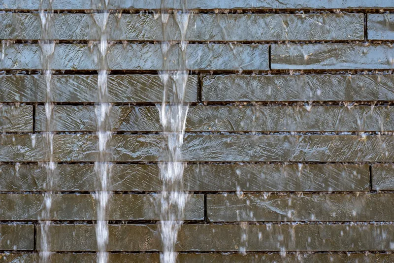 wall-side water fall